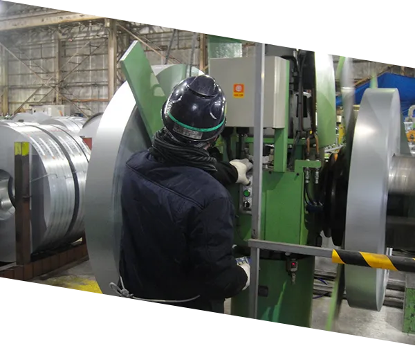 工場内作業風景